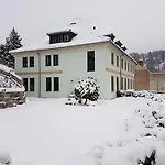 Am Finkenberg 3* סבניץ