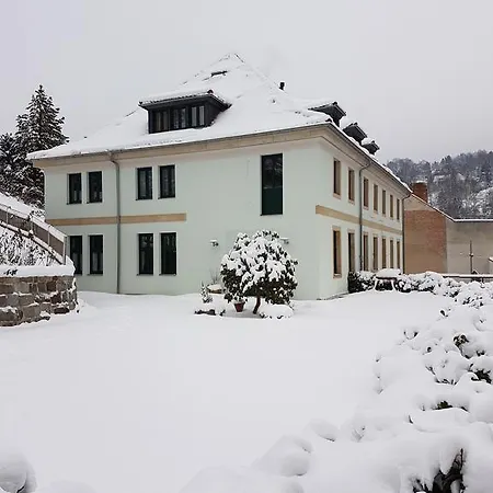 Am Finkenberg 3* Sebnitz